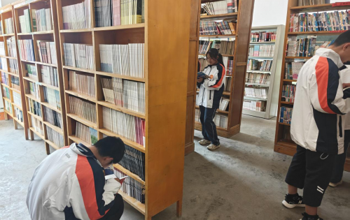 中国下一代教育基金会爱起航公益项目书香润三省  赋能乡村学子成长