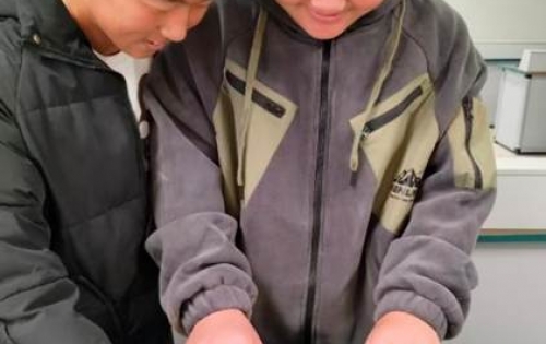 中国下一代教育基金会电力爱心教室公益项目校园环境改造活动落地安徽省安庆市望江县杨湾中学