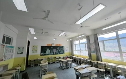 “点亮希望之光，照亮求学之路”电力爱心教室公益项目（第七期）照明改造圆满收官