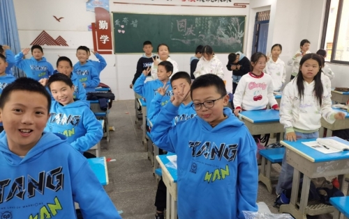 中国下一代教育基金会爱起航公益项目为南充嘉陵学子注入体育成长活力